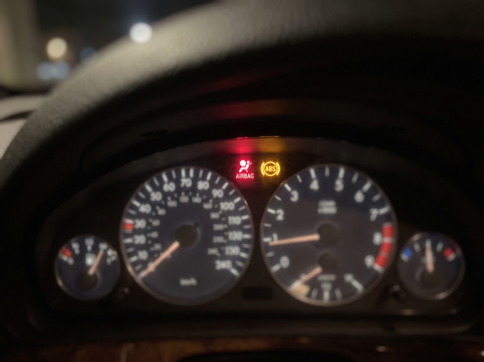 Airbag & ABS Warnings